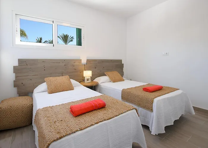 Blue Volcano - Pool And Gym In Sport Center Fariones Included By Lanzarote 卡门港