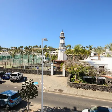 Blue Volcano-pool, Gym And Activities In Sport Center Fariones Included Vakantiehuis Puerto del Carmen (Lanzarote)