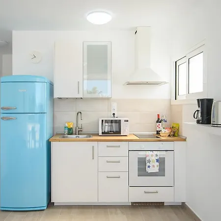 Blue Volcano - Pool And Gym In Sport Center Fariones Included By Lanzarote Ferienhaus Puerto del Carmen (Lanzarote)