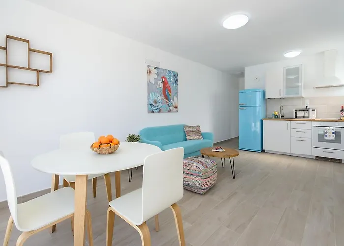 Blue Volcano - Pool&gym In Sport Center Fariones Included By Lanzarote Сasa de vacaciones Puerto del Carmen (Lanzarote)